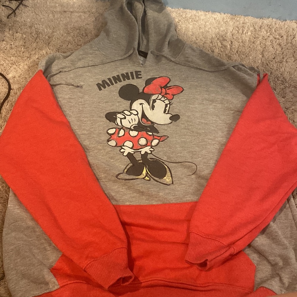 Disney Minnie Mouse lightweight hoodie!🐭🎀